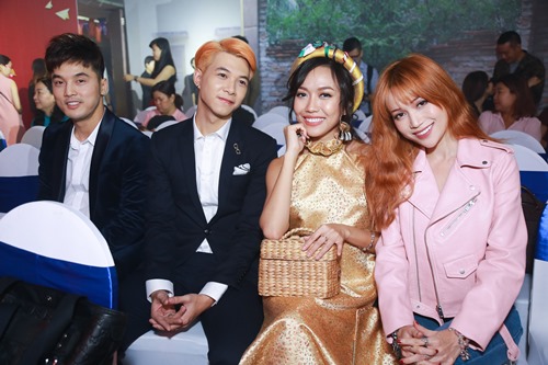 Nhà Lý Hải gây chú ý chốn đông người - 5