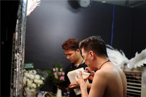 "Cái giá phải trả" cho việc kiếm tiền như nước của Mr. Đàm - 5