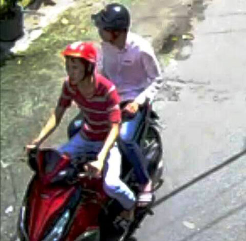 Clip: Táo tợn xông vào nhà nữ nghệ sĩ ở Sài Gòn cướp tài sản - 4