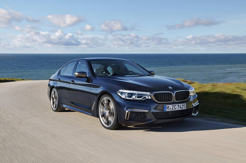 BMW ra mắt M550i hiệu suất cao - 1