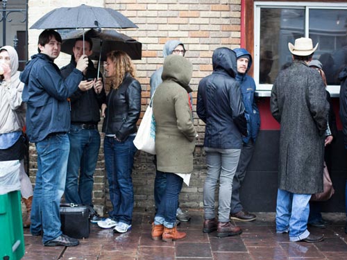 14 “việc nhẹ lương cao” kì quặc nhất thế giới - 3