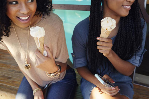 14 “việc nhẹ lương cao” kì quặc nhất thế giới - 1