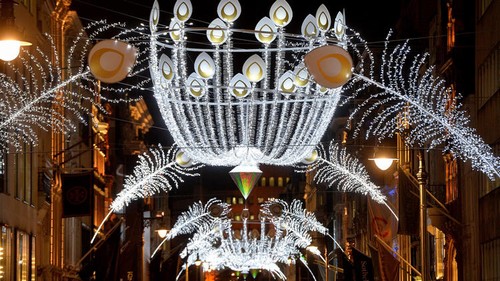 Choáng ngợp khung cảnh đường phố thế giới đón Noel - 7