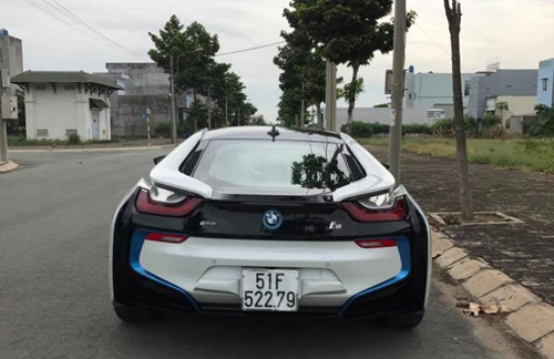 Xôn xao thông tin siêu xe BMW i8 được rao bán trên mạng - 6