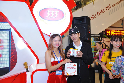 Giới trẻ đổ xô đến chụp ảnh tại con đường mùa đông độc đáo - 10