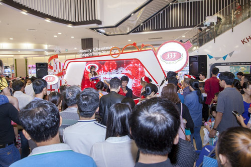 Giới trẻ đổ xô đến chụp ảnh tại con đường mùa đông độc đáo - 4