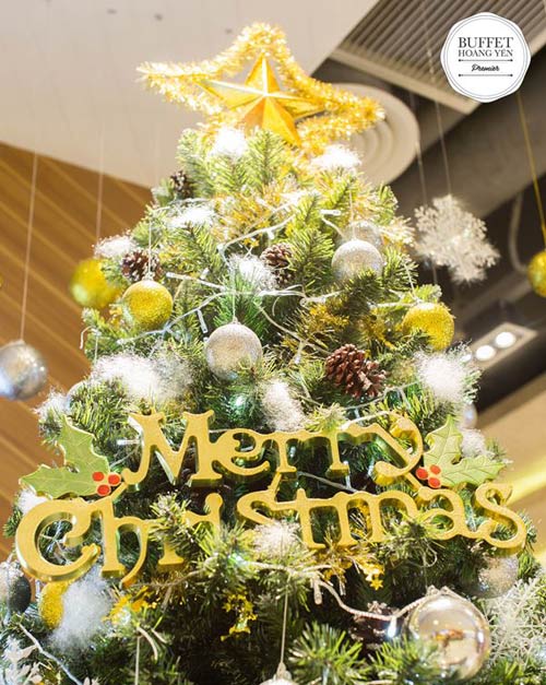 Sài Gòn: Đi đâu để ăn thật ngon, quà thật nhiều vào mùa Giáng sinh này? - 3