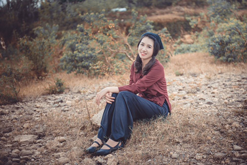 “Hot girl gặt lúa” lại gây thương nhớ với hình ảnh thôn nữ - 9