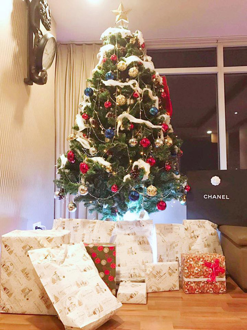 Hot girl Midu, Chi Pu đón Giáng sinh thế nào? - 3