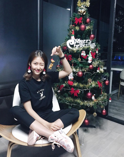 Hot girl Midu, Chi Pu đón Giáng sinh thế nào? - 12