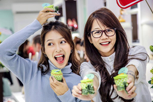 Hot girl Midu, Chi Pu đón Giáng sinh thế nào? - 13