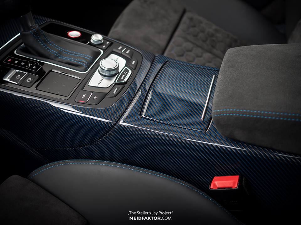 Audi RS6 Performance độ nội thất sợi carbon siêu sang - 7