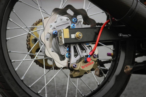 Cận cảnh Honda Sonic lắp thêm hàng loạt đồ chơi đắt tiền - 7