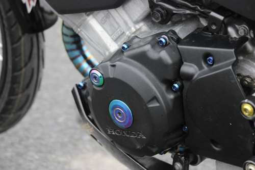 Cận cảnh Honda Sonic lắp thêm hàng loạt đồ chơi đắt tiền - 9