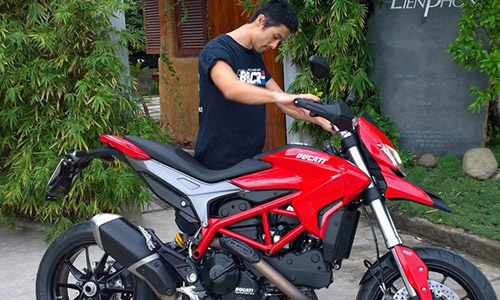Ngắm Ducati Hypermotard độ cực độc của Johnny Trí Nguyễn - 1