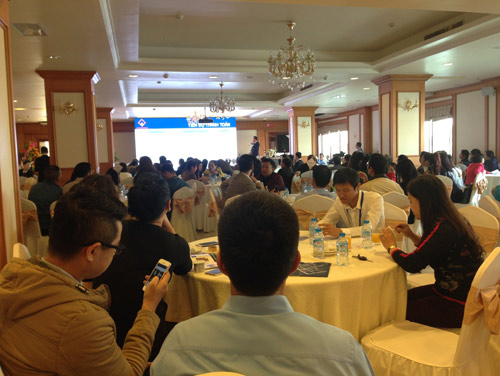 Việt Đức Complex hút khách sau ngày mở bán - 1