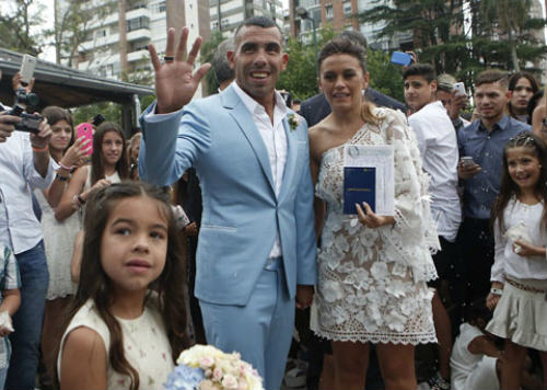 Tin HOT bóng đá tối 28/12: Mourinho khuyên Martial kiên trì - 2