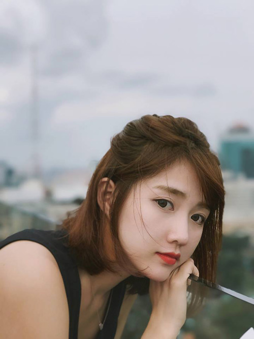 Cô gái trong ảnh ấn tượng Việt Nam 2016 trên báo nước ngoài là ai? - 2