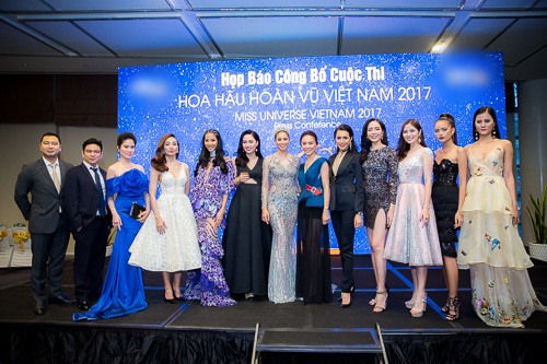 Phạm Hương diện xuyên thấu, bật khóc trước đông người - 6