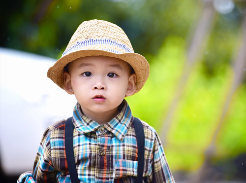 Cận cảnh vẻ đáng yêu của con trai Diễm Hương - 1