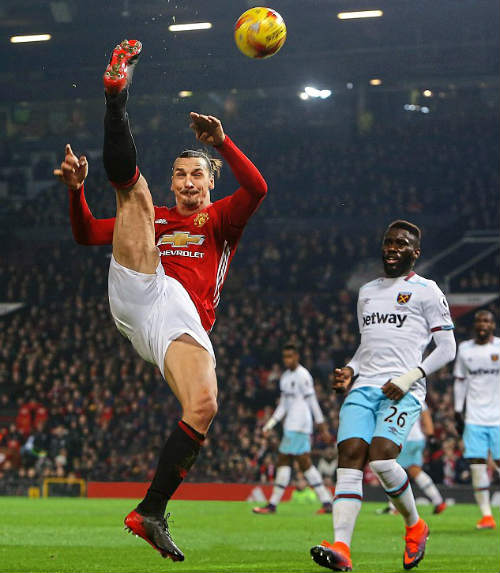 MU: Giải mã bí ẩn Ibrahimovic hóa “Quý ngài kỳ diệu” - 2