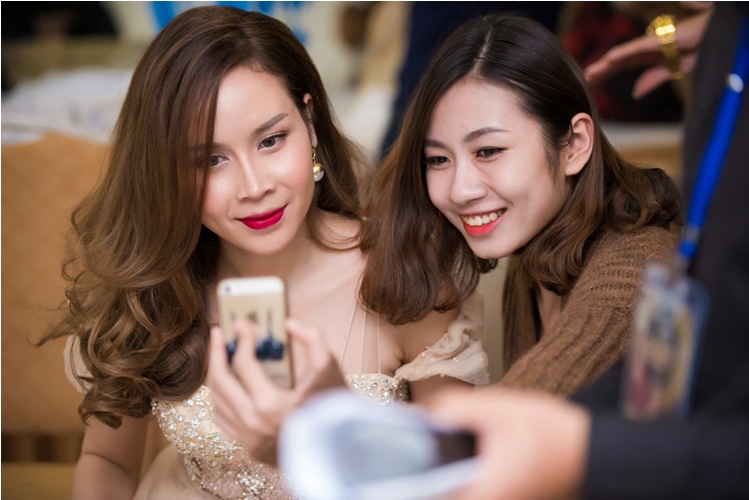 Thanh Tú ''lu mờ'' trước vẻ quyến rũ của Lưu Hương Giang - 4