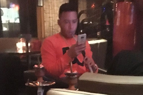 MU: Hút shisha, Depay hết cửa ở lại Old Trafford - 2