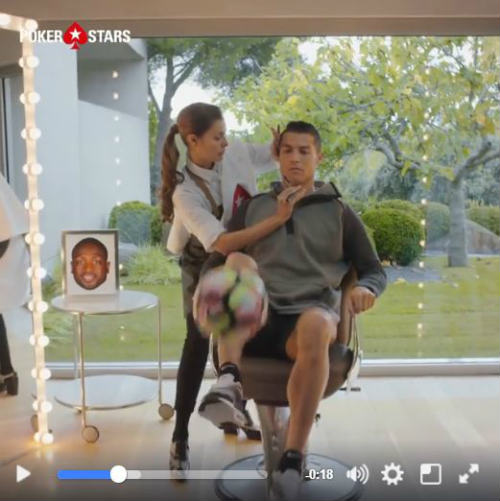 Sao bóng đá đón năm 2017: MU mở tiệc, sao Barca vùi đầu tập luyện - 15