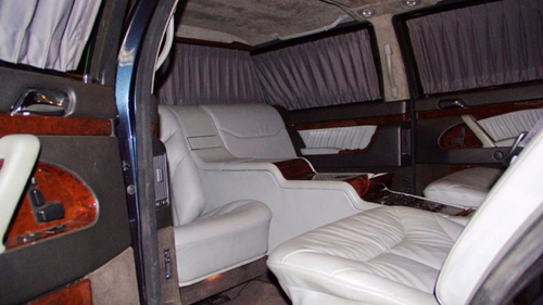 Siêu xe chống đạn của Tổng thống Putin rao bán giá “khủng” - 4