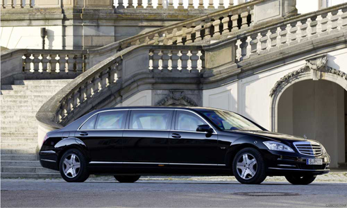 Siêu xe chống đạn của Tổng thống Putin rao bán giá “khủng” - 6