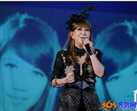 Nữ ca sĩ tỉnh dậy sau 11 năm hôn mê nhờ nghe bài hát của chính mình - 5