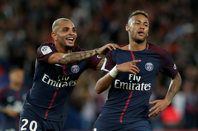 Neymar &#34;khuất phục&#34; Cavani: Vua mới độc chiếm đế chế PSG - 2