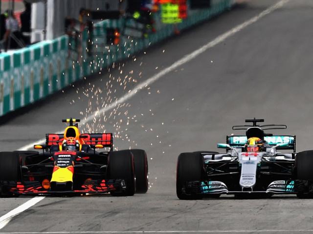 F1: Malaysian GP – Hamilton ôm hận, sinh nhật ngọt ngào cho Verstappen