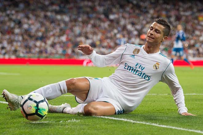 Ronaldo &#34;mèo ngoan&#34; La Liga, &#34;hổ dữ&#34; Cúp C1: Zidane ngao ngán - 1