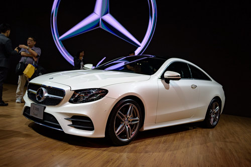 Mercedes E300 Coupe 2018 giá 3,1 tỷ đồng ở Việt Nam - 4