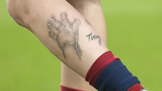 Những hình xăm bí ẩn của Messi, Beckham và Sergio Ramos sẽ khiến bạn không khỏi tò mò. Hãy đến và khám phá những chi tiết thú vị được khắc họa trên da của những cầu thủ nổi tiếng này.