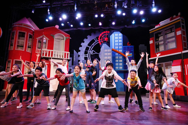 Show diễn cho thiếu nhi &#34;sốt vé&#34; khi kết hợp nhạc kịch, xiếc - 1