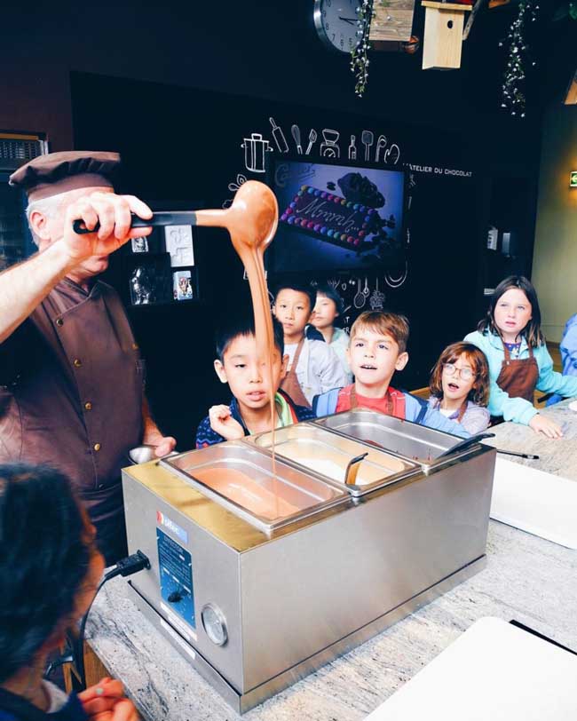 Lạc trôi trong ngôi trường cấp hai với mức học phí 2,6 tỷ một năm - 10