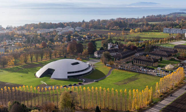 Lạc trôi trong ngôi trường cấp hai với mức học phí 2,6 tỷ một năm - 2