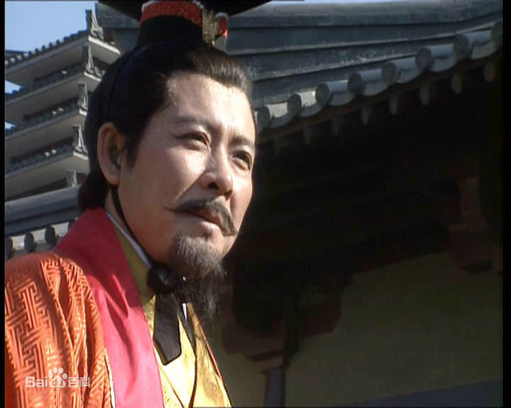 Diễn viên đóng Lưu Bị: Hoàng đế trên phim hóa kẻ trộm ngoài đời - 1