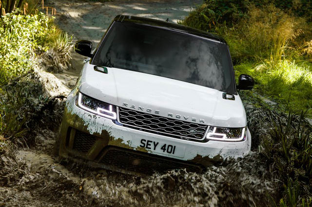 Range Rover Sport 2018 có giá từ 1,84 tỷ đồng - 4