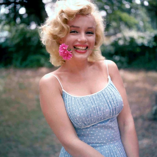 Đấu giá ảnh khỏa thân chưa từng công bố của &#34;biểu tượng sex&#34; Marilyn Monroe - 8