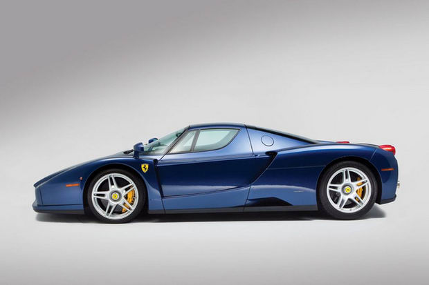 Ferrari Enzo màu xanh "siêu độc" giá 53,6 tỷ đồng - 2