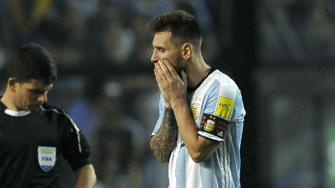 Argentina – Messi dễ lỡ World Cup: &#34;Bàn tay ma&#34; giải cứu như Ronaldo, Henry? - 2