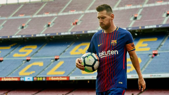 Barca “trói chân trọn đời&#34;: Messi phải đi sau đàn anh - 2