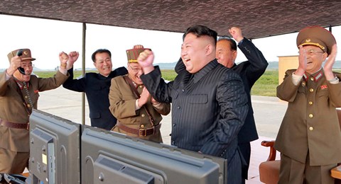 Nghị sĩ Nga: Triều Tiên sẵn sàng thử tên lửa có thể phóng tới Mỹ - 1