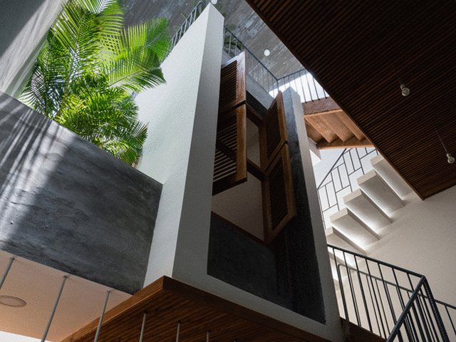 Kinh doanh - Căn nhà cho 3 thế hệ ở Nha Trang gây sốt vì kiến trúc độc lạ