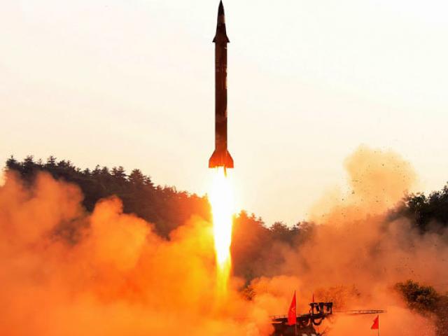 Loại bom Hàn Quốc khiến Triều Tiên ”chìm trong bóng tối”