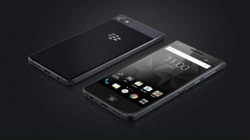 BlackBerry Motion: Smartphone chống nước đầu tiên của &#34;Dâu đen&#34;, giá 10,45 triệu đồng - 1