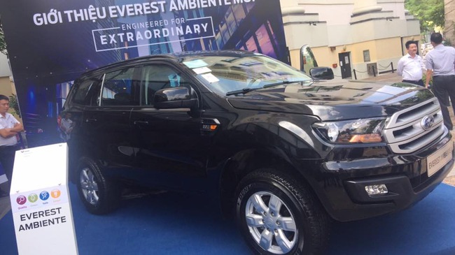 Ford Everest sắp thêm bản số sàn ở Việt Nam, giá dưới 1 tỷ - 1